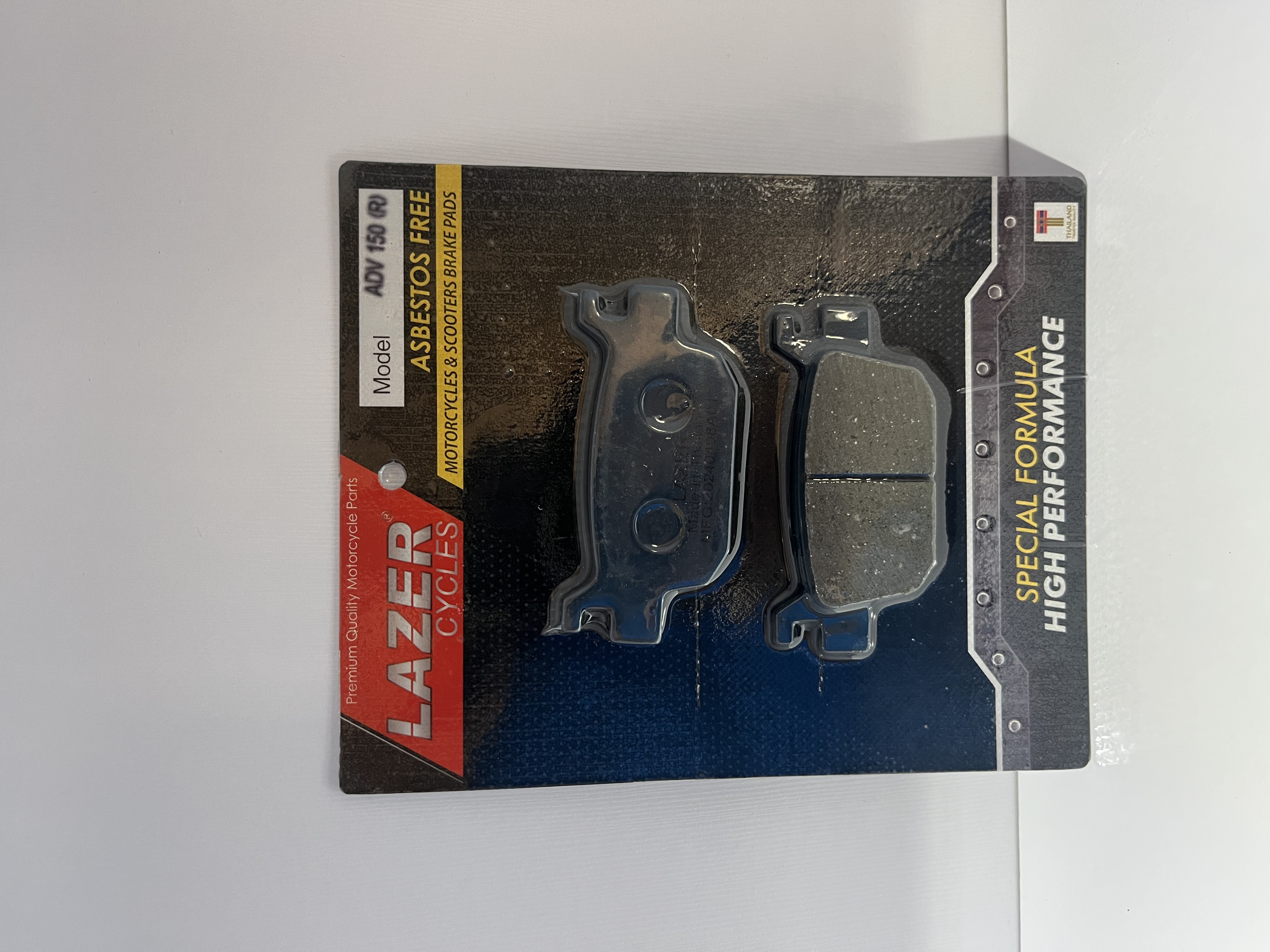 لنت ترمز عقب CLICK 160/ BENELLI 30۰/ADV 160/Benelli 250 old/PCX 160لیز تایلندی